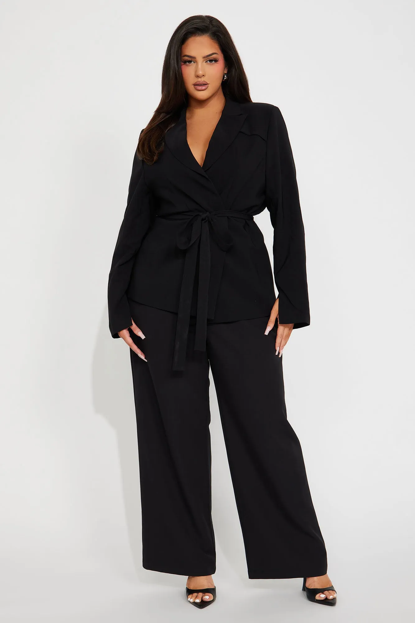 About Her Business Blazer - Black