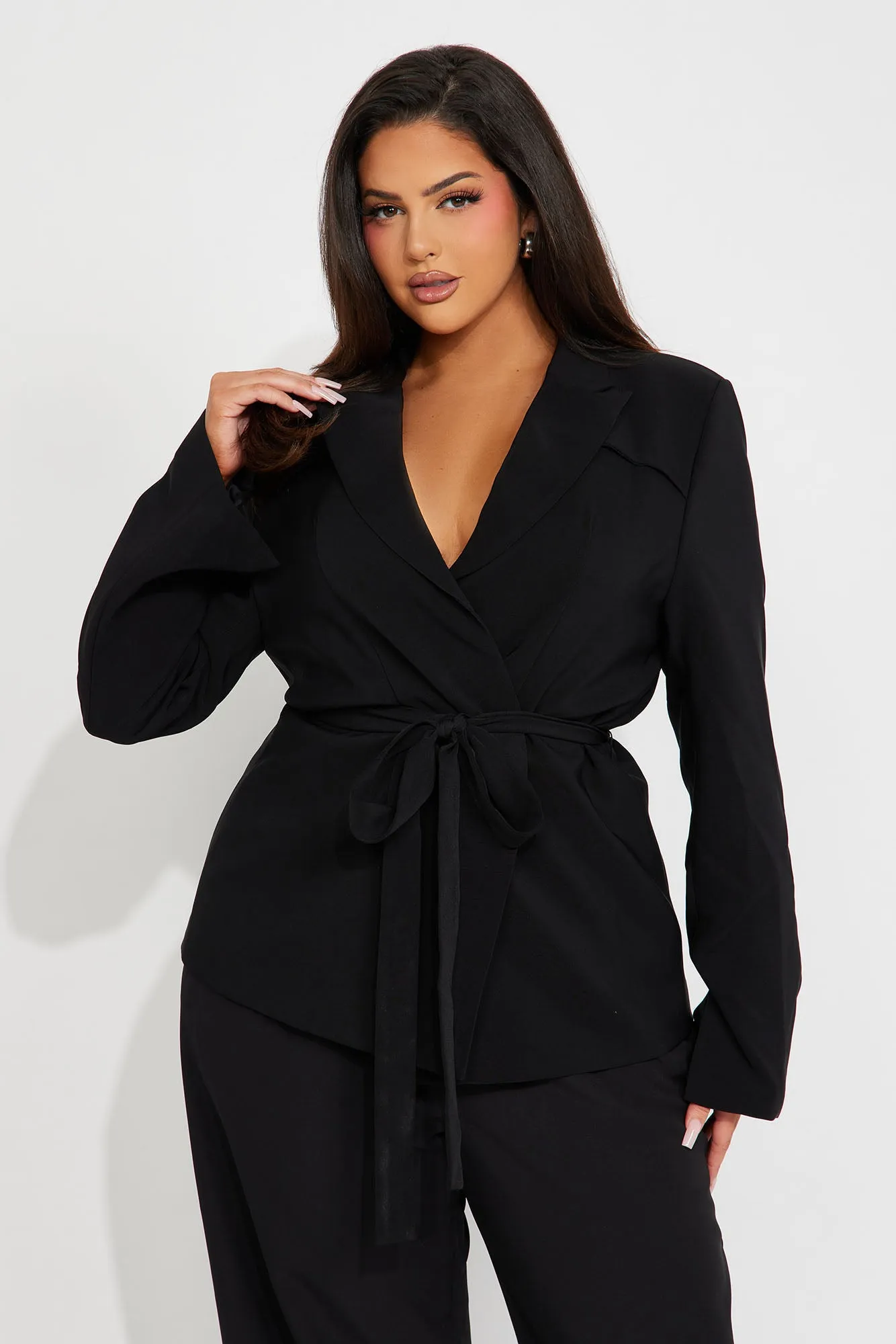 About Her Business Blazer - Black