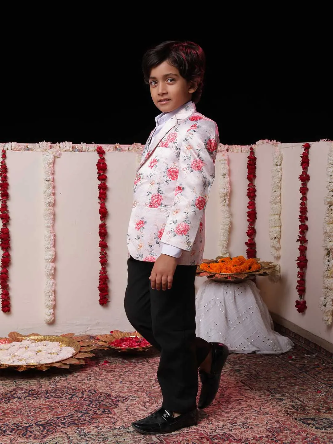 Jashvi Boy's Peach  Floral Print Blazer