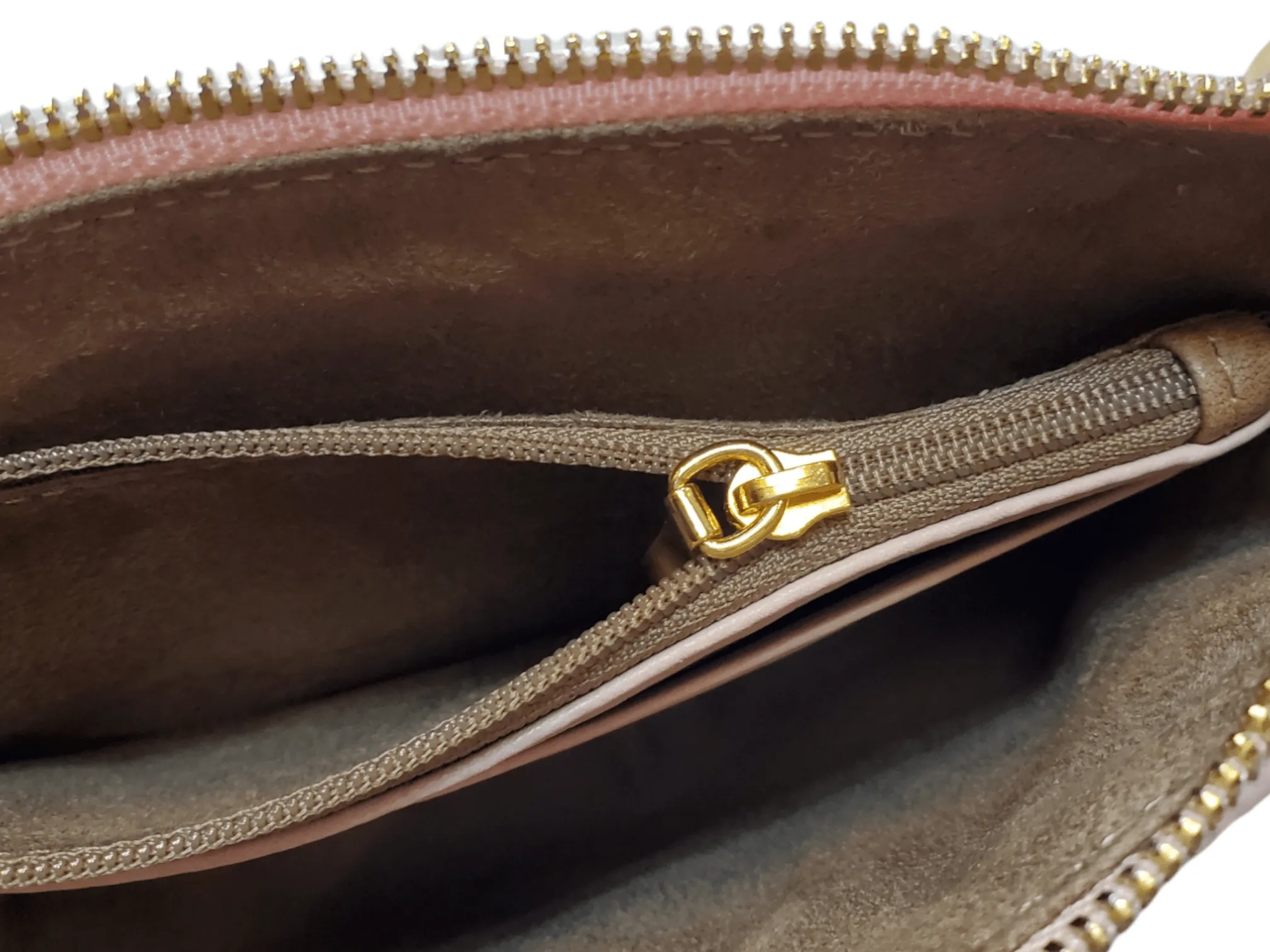 Michela Crossbody Wallet 6CC