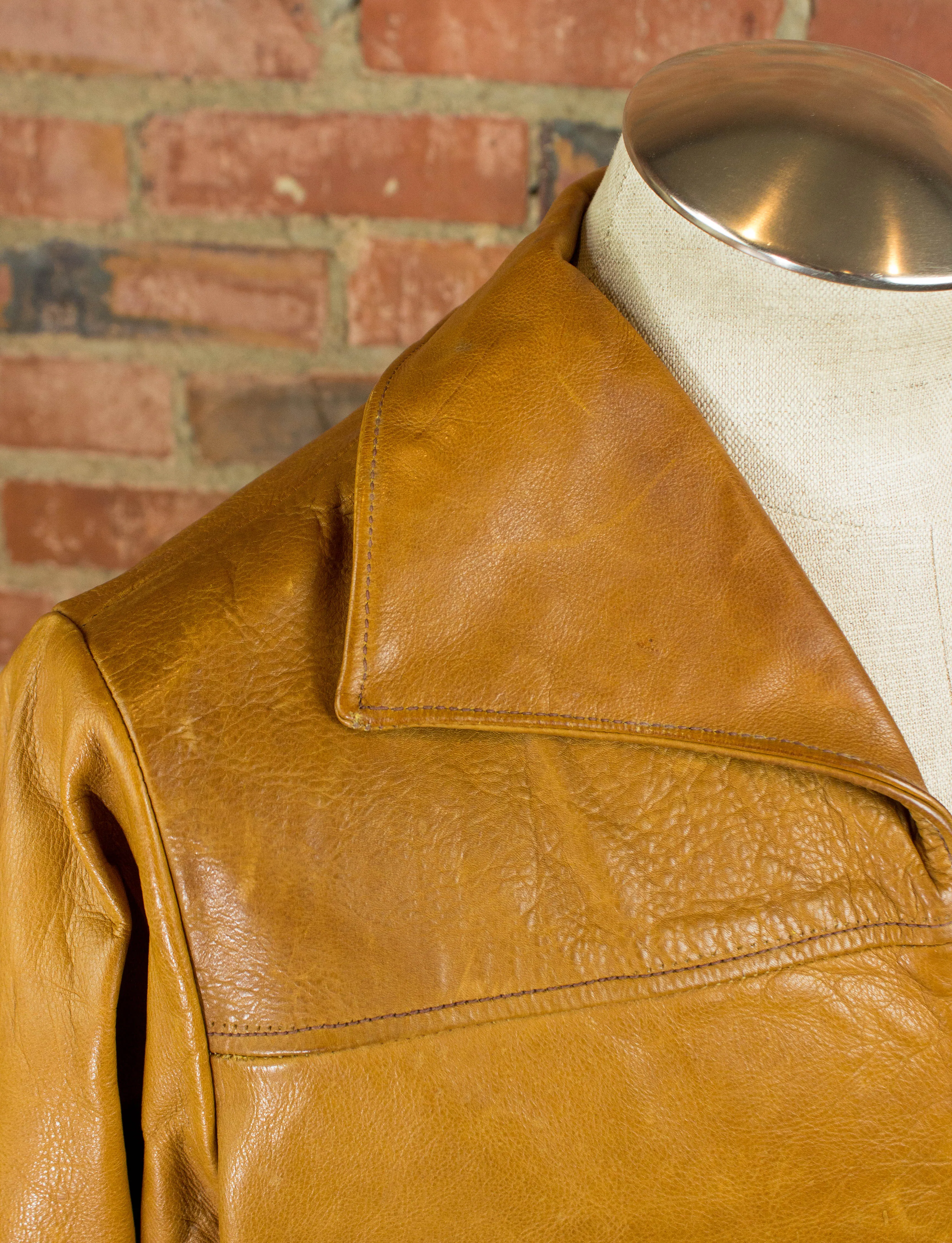 Vintage 70s Men's Tan Leather Pullover Size Medium-Large